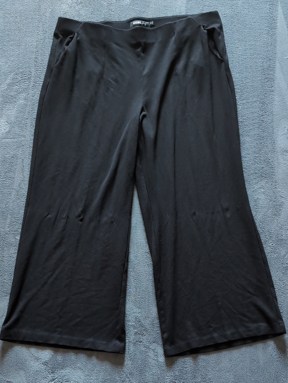 Torrid Black Pull-On Wide-Leg Lightweight Ponte Pant